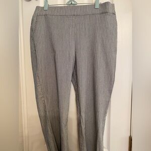 Simply Vera Vera Wang Black and White Striped Capri Pants